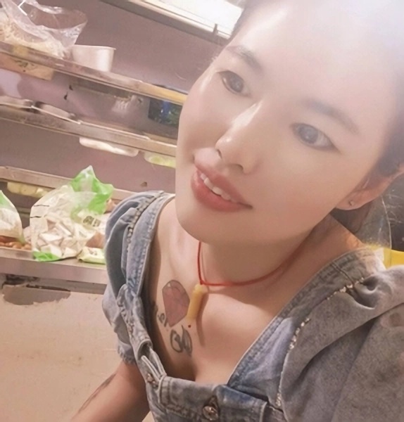 石梁东路门头董三不锈钢右边一家